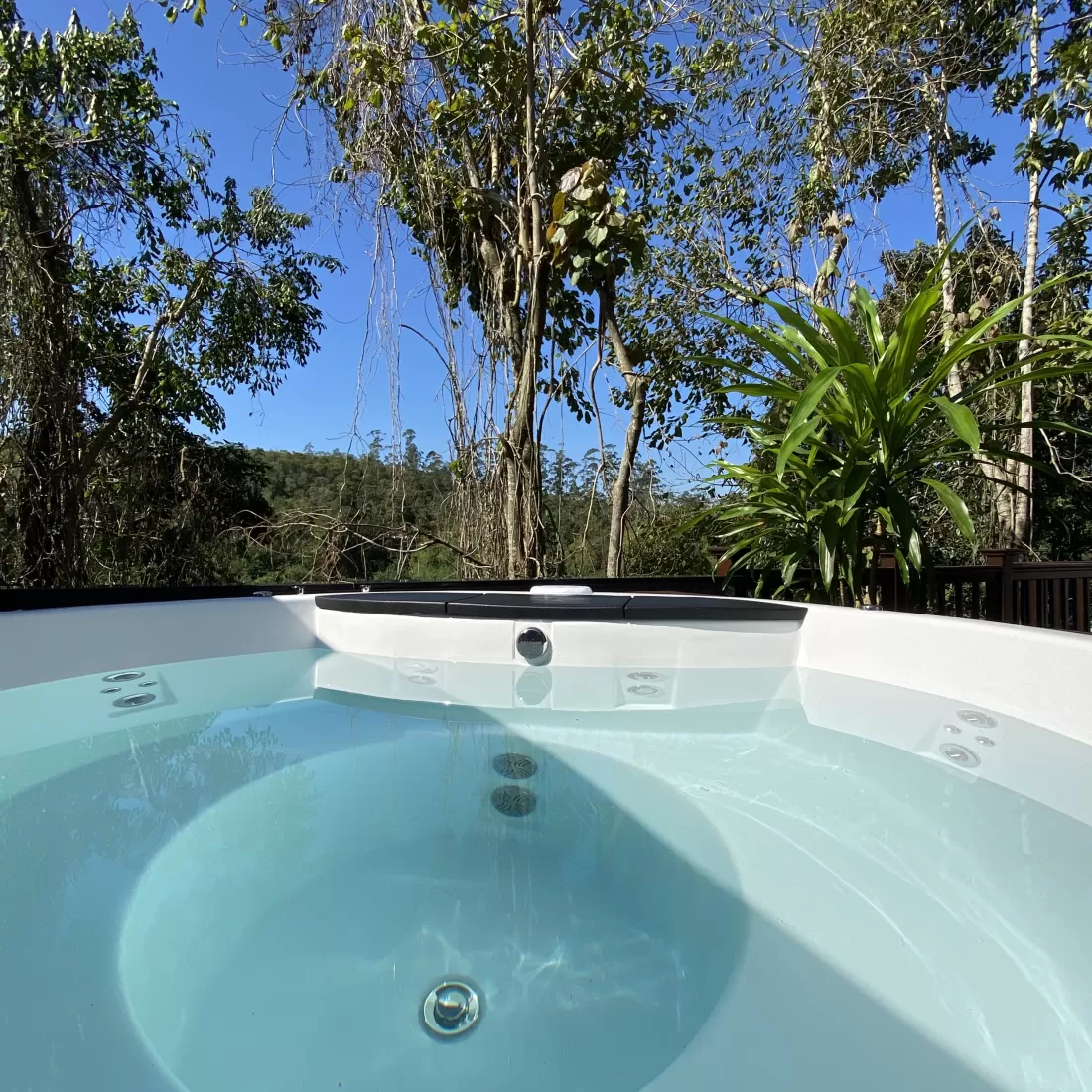 Como é Feito o Tratamento da Água dos Spas? Guia Completo para Manutenção Ideal