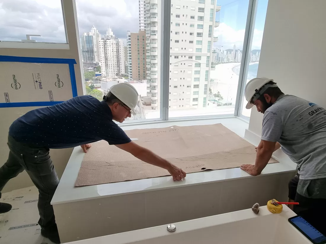 Qual o Tamanho Ideal da Banheira de Hidromassagem ou SPA para o Seu Ambiente?