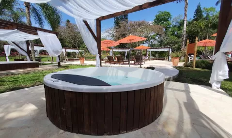 Posso Instalar uma Banheira de Hidromassagem ou SPA na Área Externa?